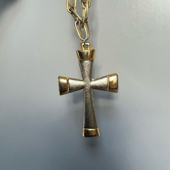 Vintage Cross Pendant, Long Chunky Link Chain 13”-15.5” Gold & Silver Necklace - Picture 5 of 8